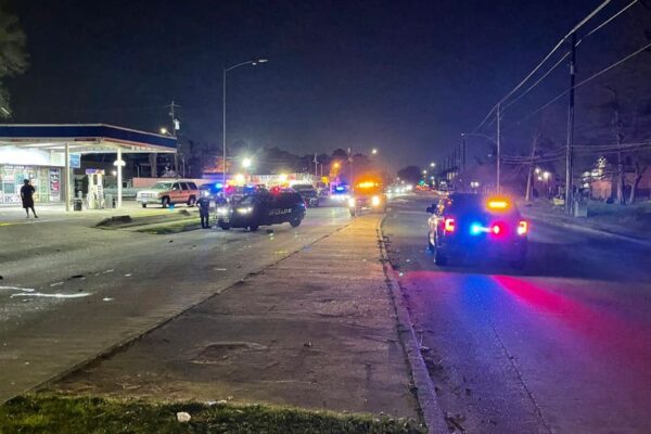 Texas man flees scene after crashing car at 100 mph, leaving his critically injured family behind: police
